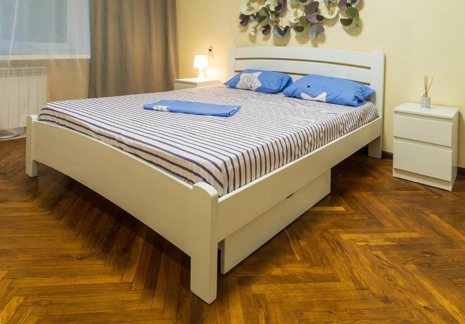 1к саксаганского 87 Apartment *