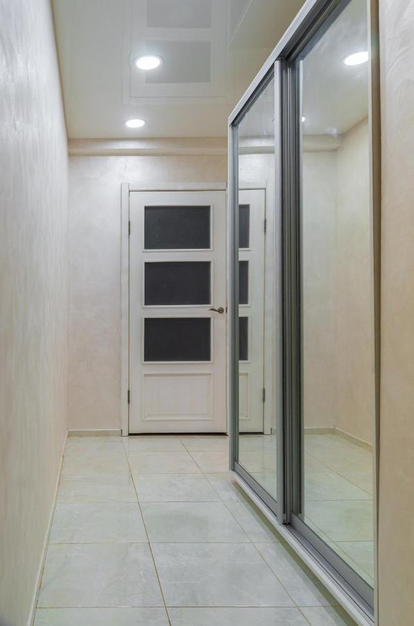 1к саксаганского 87 Apartment Kyiv