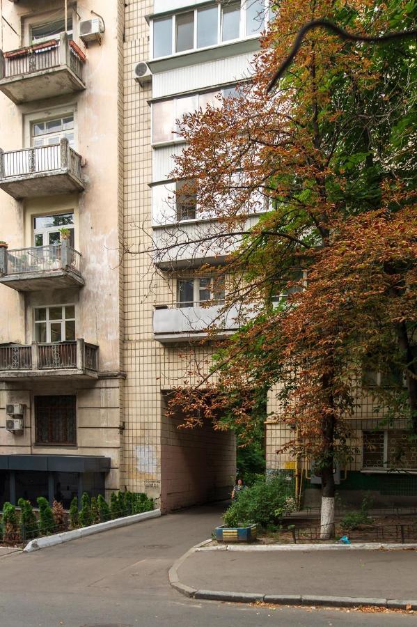 Apartment 1к саксаганского 87 Kyiv